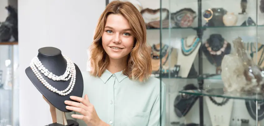 How to Open a Jewellery Shop? A Beginners Guide for 2026